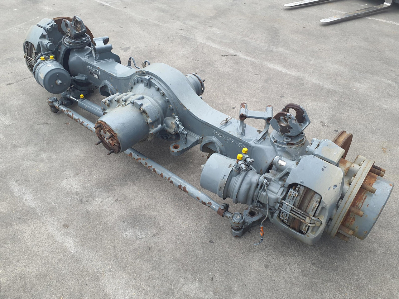 Liebherr LTM 1130-5.1 axle 4 - Eixo e peças para Grua móvel: foto 4 Liebherr LTM 1130-5.1 axle 4 - Eixo e peças para Grua móvel: foto 4