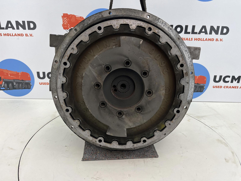 Liebherr LTM 1200/1 Distributor gearbox with coupling - Caixa de velocidade para Guindaste: foto 1 Liebherr LTM 1200/1 Distributor gearbox with coupling - Caixa de velocidade para Guindaste: foto 1