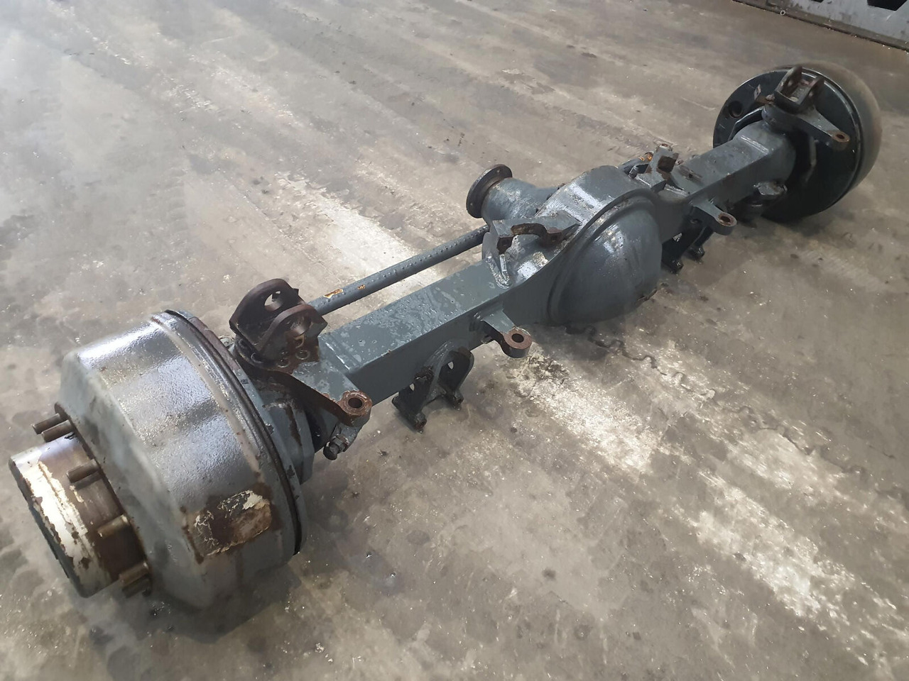 Liebherr LTM 1400-7.1 axle 6 - Eixo e peças para Guindaste: foto 4 Liebherr LTM 1400-7.1 axle 6 - Eixo e peças para Guindaste: foto 4