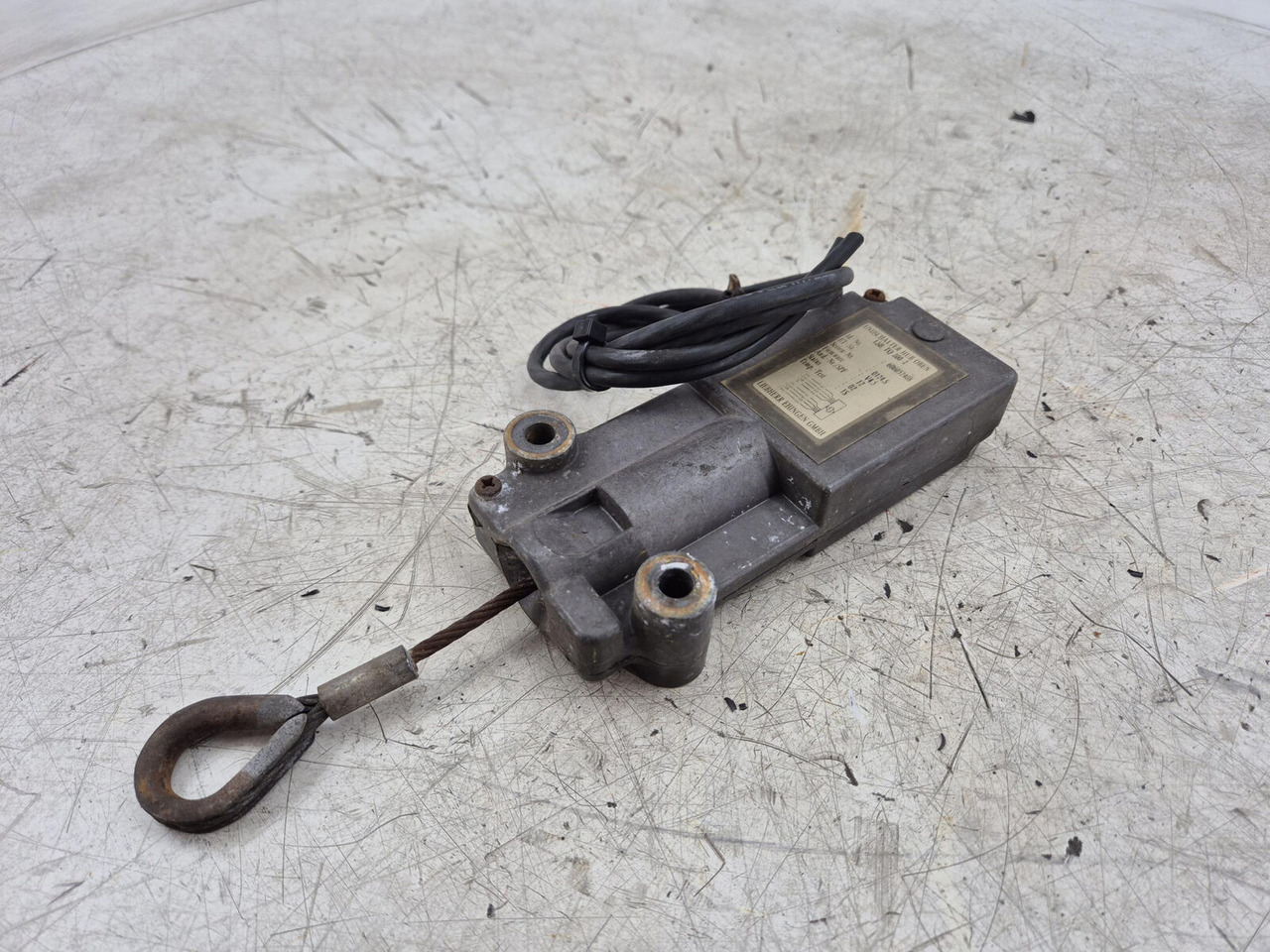 Liebherr TM 1060-2 Hoist limit switch - Sistema elétrico para Guindaste: foto 1 Liebherr TM 1060-2 Hoist limit switch - Sistema elétrico para Guindaste: foto 1