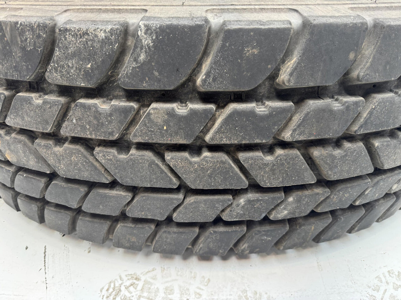 Liebherr Wheel 445/95 R25 10 12 1p - Roda completa para Guindaste: foto 3 Liebherr Wheel 445/95 R25 10 12 1p - Roda completa para Guindaste: foto 3