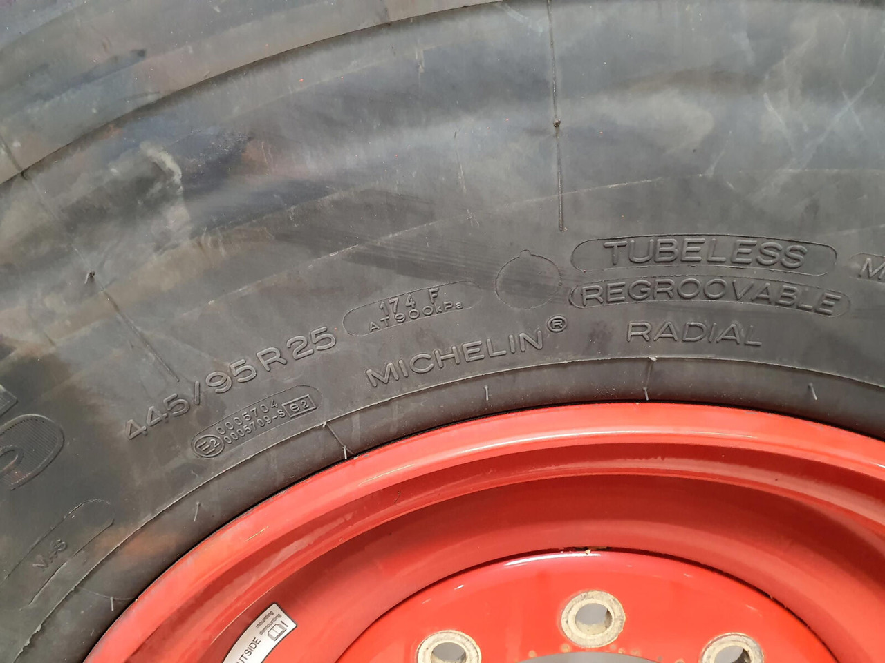Michelin Wheel 445/95R25 10 12 1p - Roda completa: foto 5 Michelin Wheel 445/95R25 10 12 1p - Roda completa: foto 5
