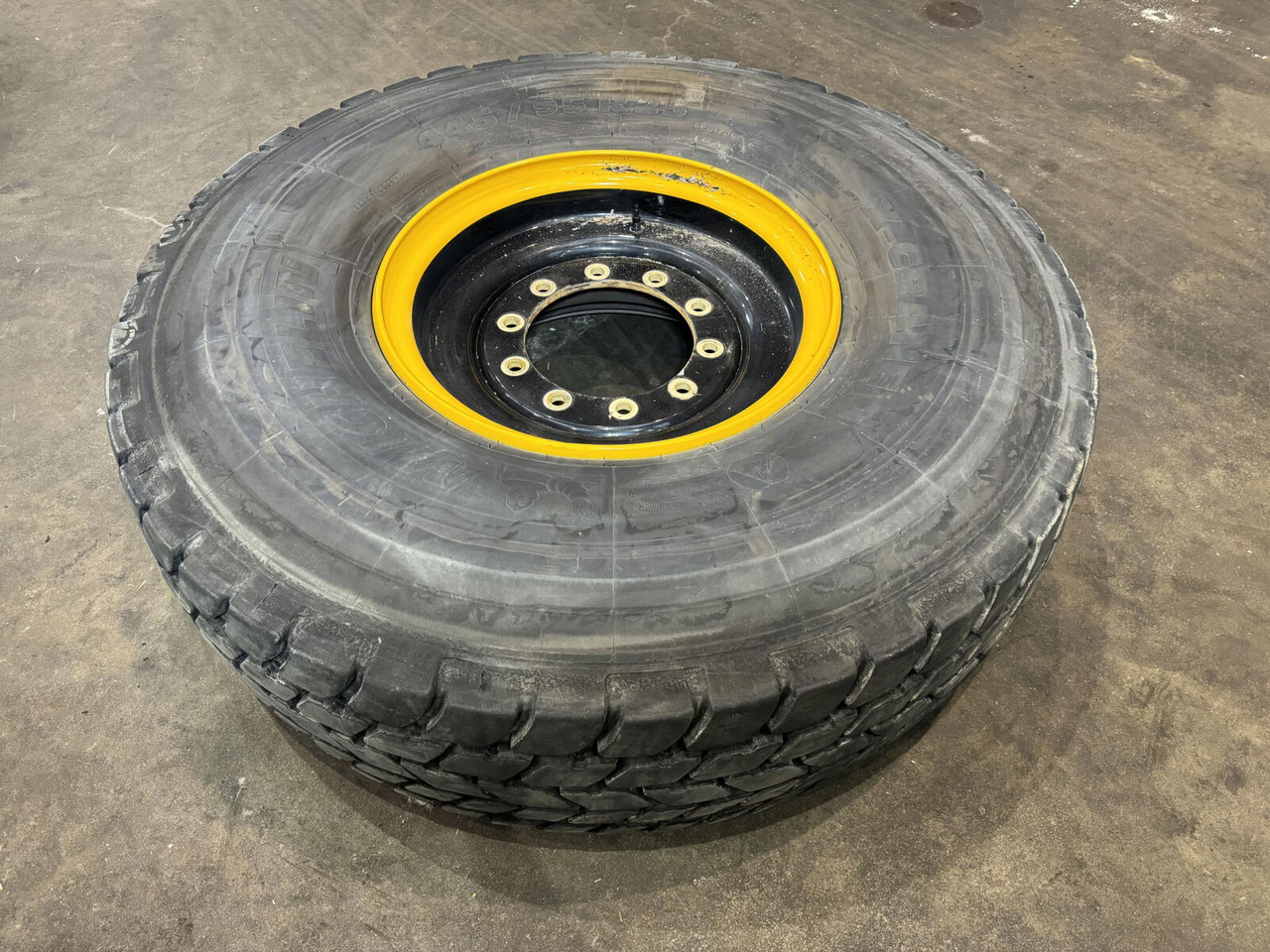 Michelin Wheel 445/95R25 10 12.3 1p - Roda completa: foto 2 Michelin Wheel 445/95R25 10 12.3 1p - Roda completa: foto 2