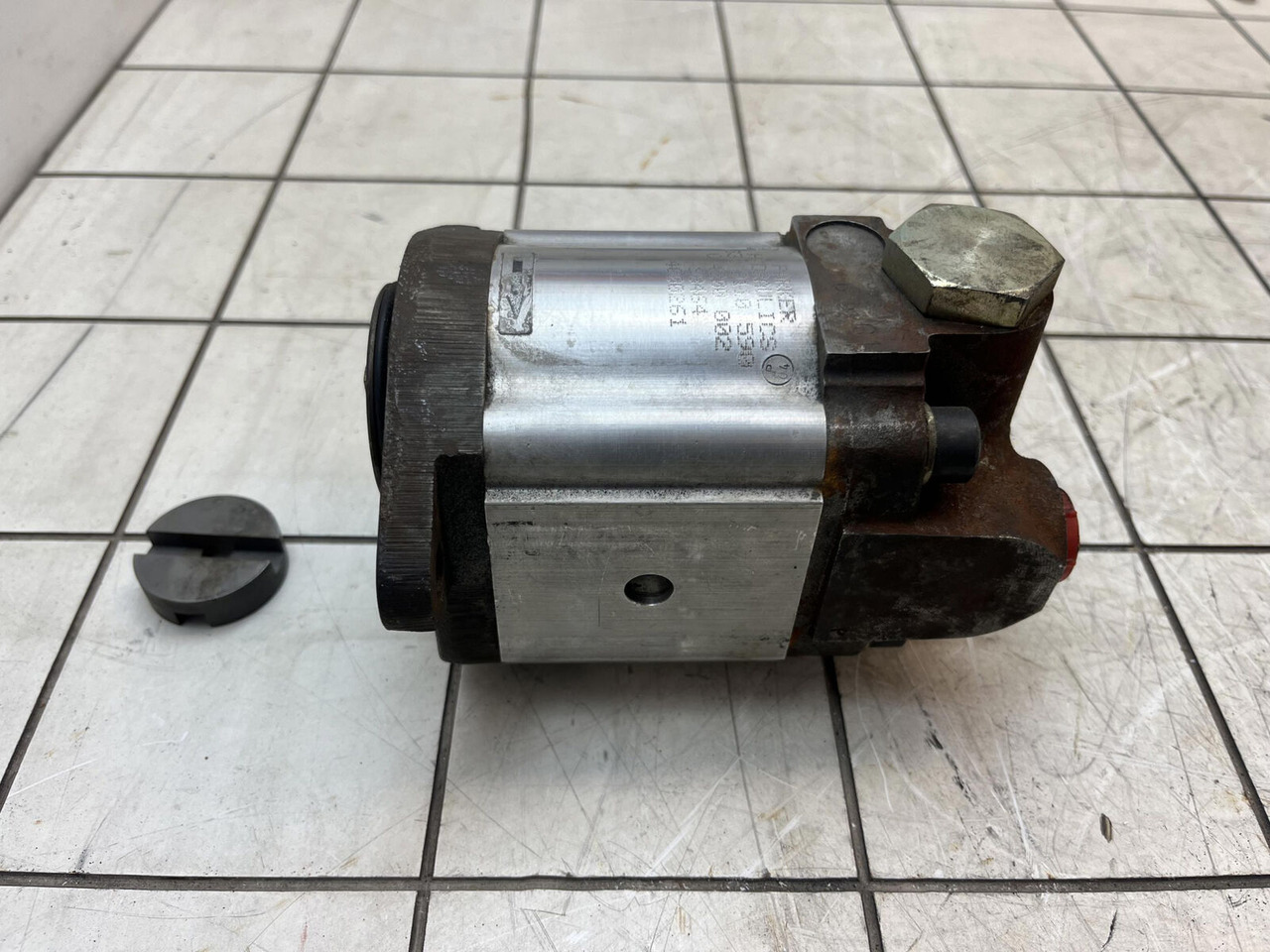 Parker Parker Hydraulics gear pump - Bomba hidráulica para Guindaste: foto 3 Parker Parker Hydraulics gear pump - Bomba hidráulica para Guindaste: foto 3