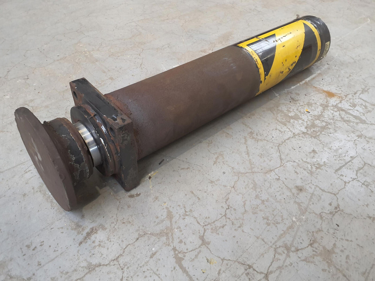 Spierings SK 598 Outrigger cylinder - Cilindro hidráulico para Guindaste: foto 4 Spierings SK 598 Outrigger cylinder - Cilindro hidráulico para Guindaste: foto 4