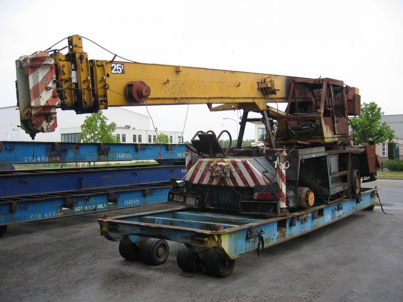 Terex 280 ATT for parts - Grua todo o terreno: foto 2 Terex 280 ATT for parts - Grua todo o terreno: foto 2