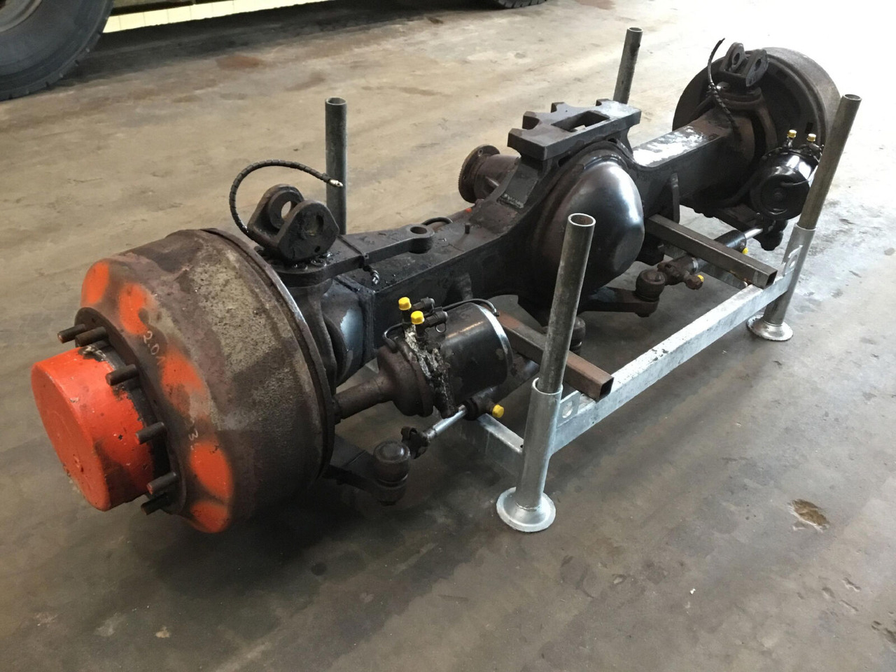 Terex AC 100 axle 5 - Eixo e peças para Grua móvel: foto 4 Terex AC 100 axle 5 - Eixo e peças para Grua móvel: foto 4