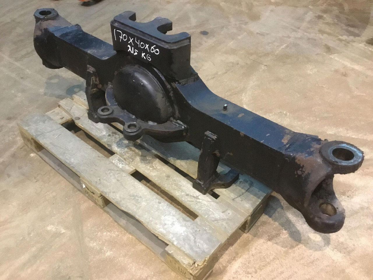 Terex AC 155 axle housing axle 1 - Eixo e peças para Grua móvel: foto 4 Terex AC 155 axle housing axle 1 - Eixo e peças para Grua móvel: foto 4