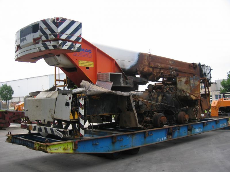 Terex AC 155 for parts - Grua todo o terreno: foto 2 Terex AC 155 for parts - Grua todo o terreno: foto 2