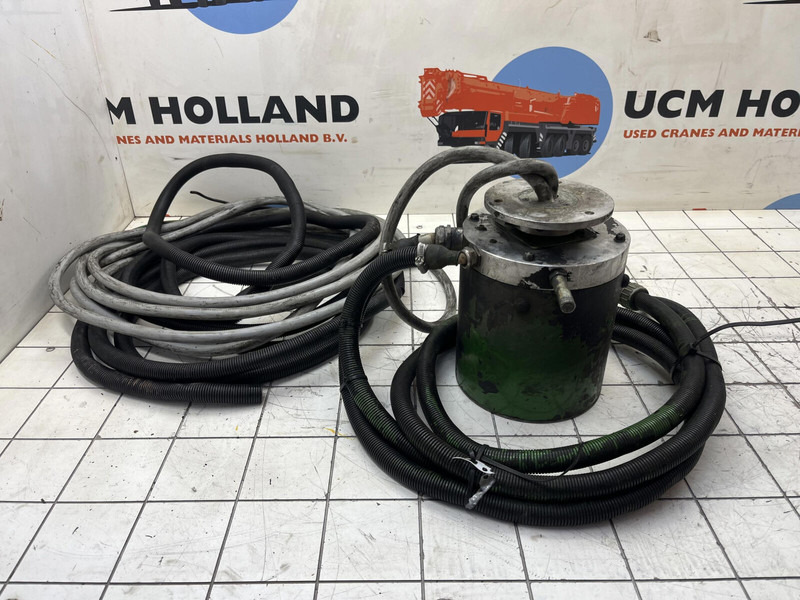 Terex AC 155 slip ring assy - Sistema elétrico para Guindaste: foto 3 Terex AC 155 slip ring assy - Sistema elétrico para Guindaste: foto 3