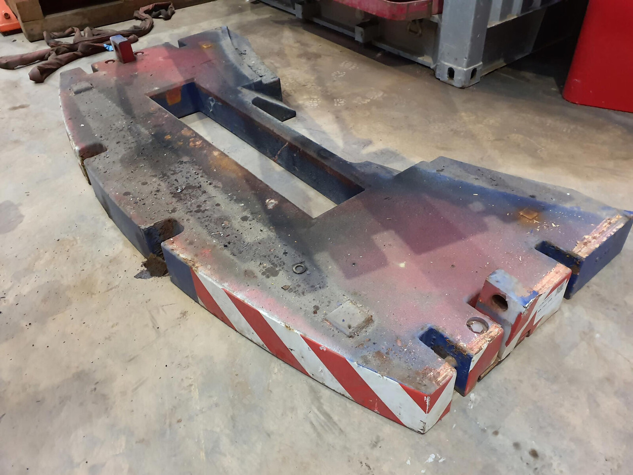 Terex AC 205 counterweight 3,45 ton - Contrapeso para Grua móvel: foto 4 Terex AC 205 counterweight 3,45 ton - Contrapeso para Grua móvel: foto 4