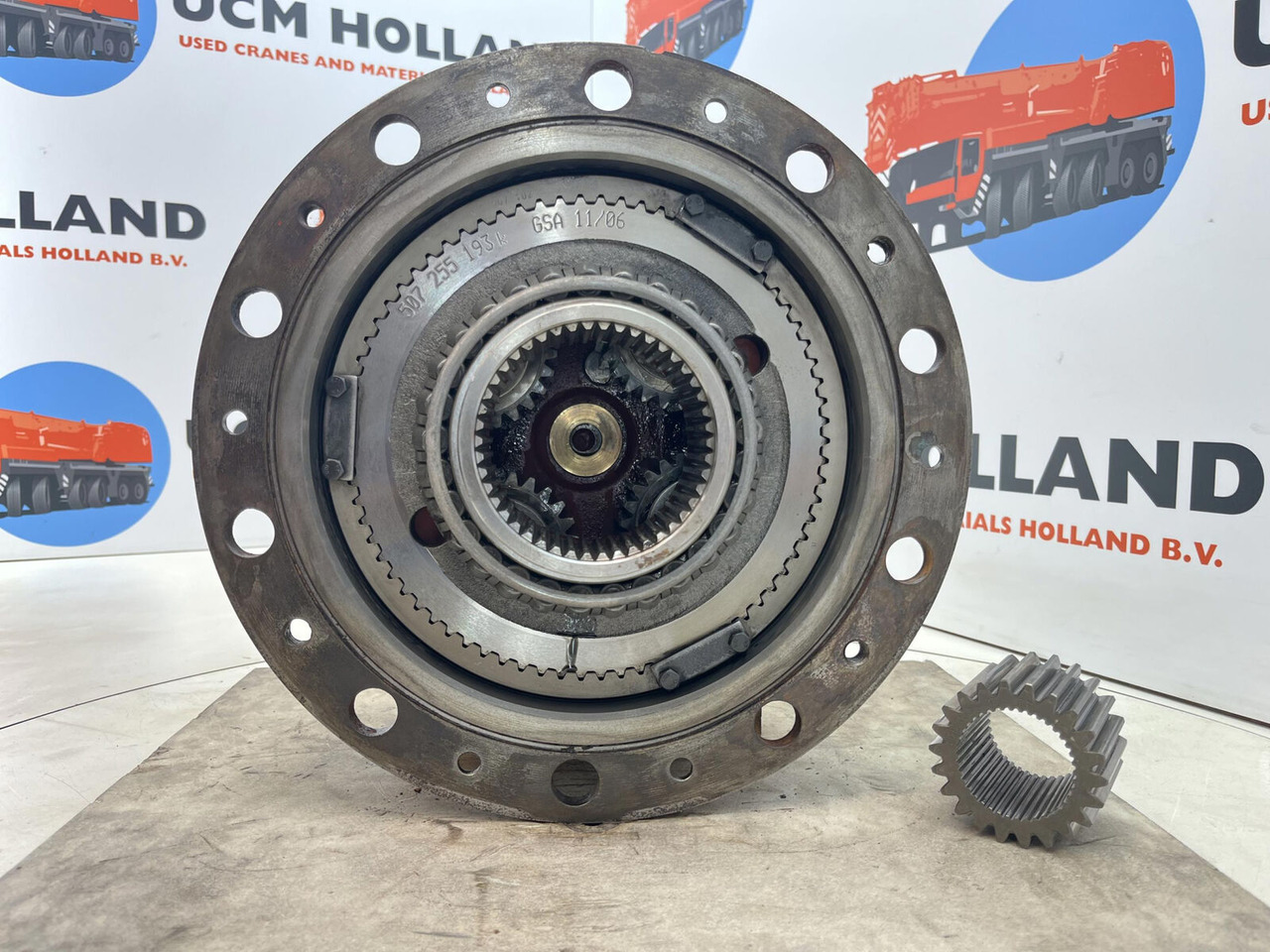Terex AC 35 planetary gear 22-25-74-40-4pl-H137-46 - Comando final para Grua móvel: foto 5 Terex AC 35 planetary gear 22-25-74-40-4pl-H137-46 - Comando final para Grua móvel: foto 5