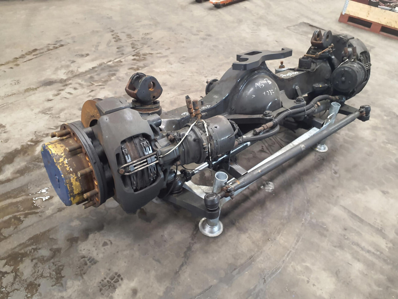 Terex AC 50-1 axle 3 - Eixo e peças para Grua móvel: foto 3 Terex AC 50-1 axle 3 - Eixo e peças para Grua móvel: foto 3