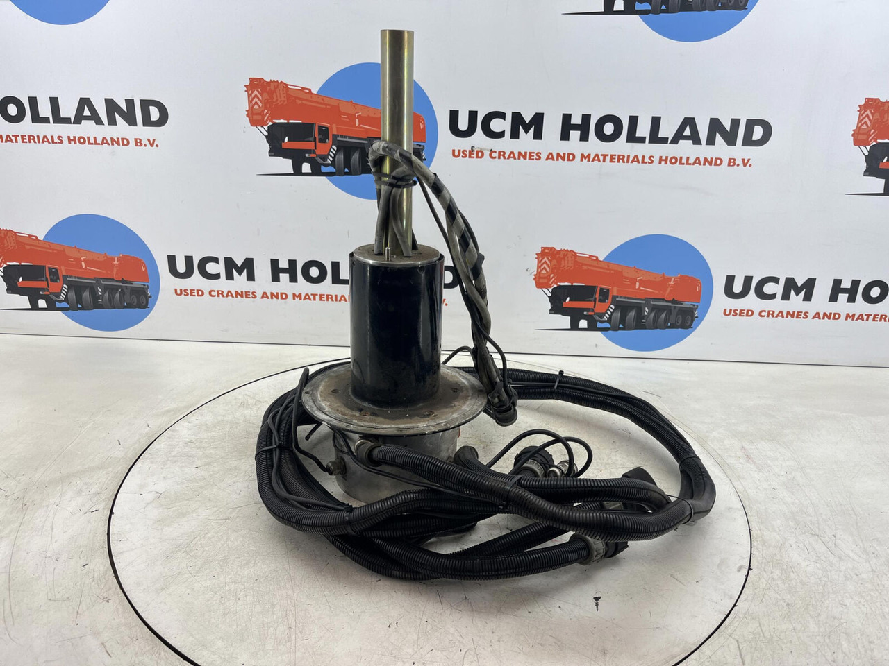 Terex AC slip ring assy - Suspensão para Guindaste: foto 3 Terex AC slip ring assy - Suspensão para Guindaste: foto 3