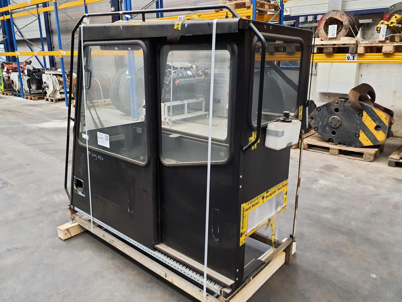 Terex AC upper cabin - Cabine para Grua móvel: foto 3 Terex AC upper cabin - Cabine para Grua móvel: foto 3