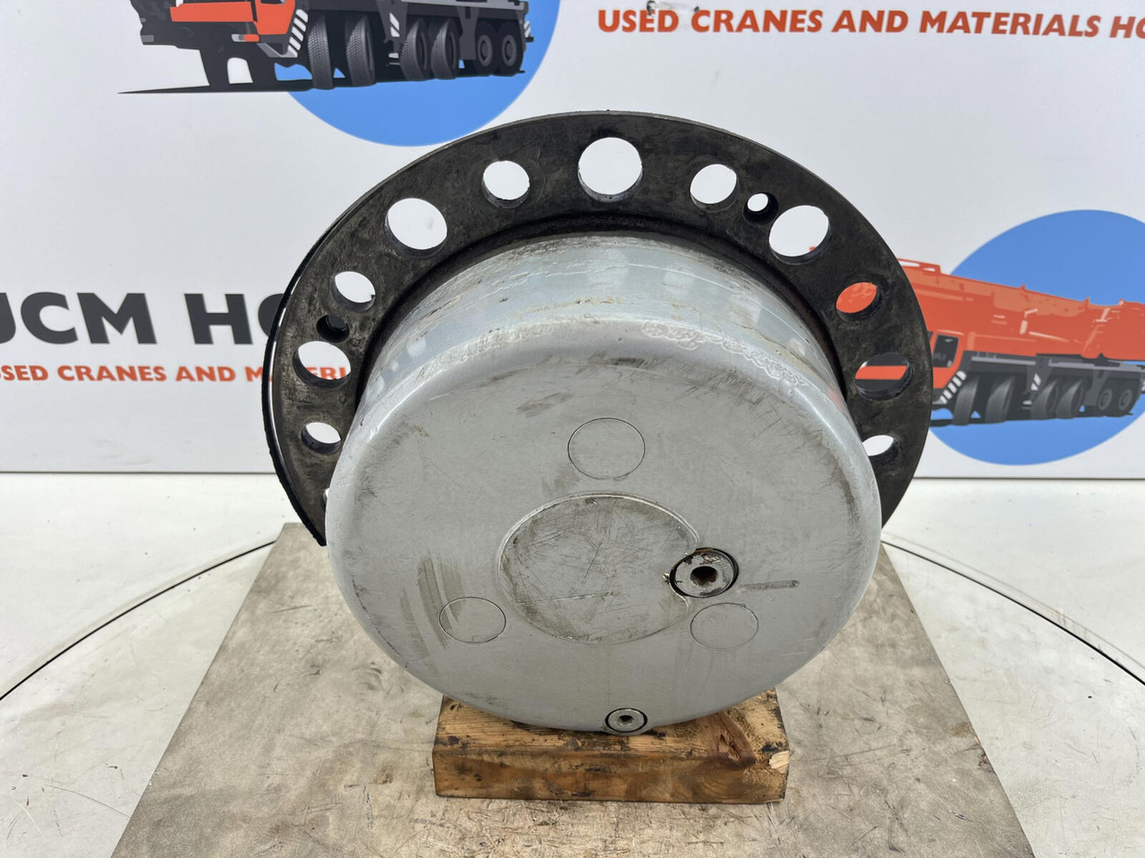 Terex/Demag AC 100/4 planetary gear 22-25-74-40-3pl-H127-46 - Comando final para Guindaste: foto 1 Terex/Demag AC 100/4 planetary gear 22-25-74-40-3pl-H127-46 - Comando final para Guindaste: foto 1