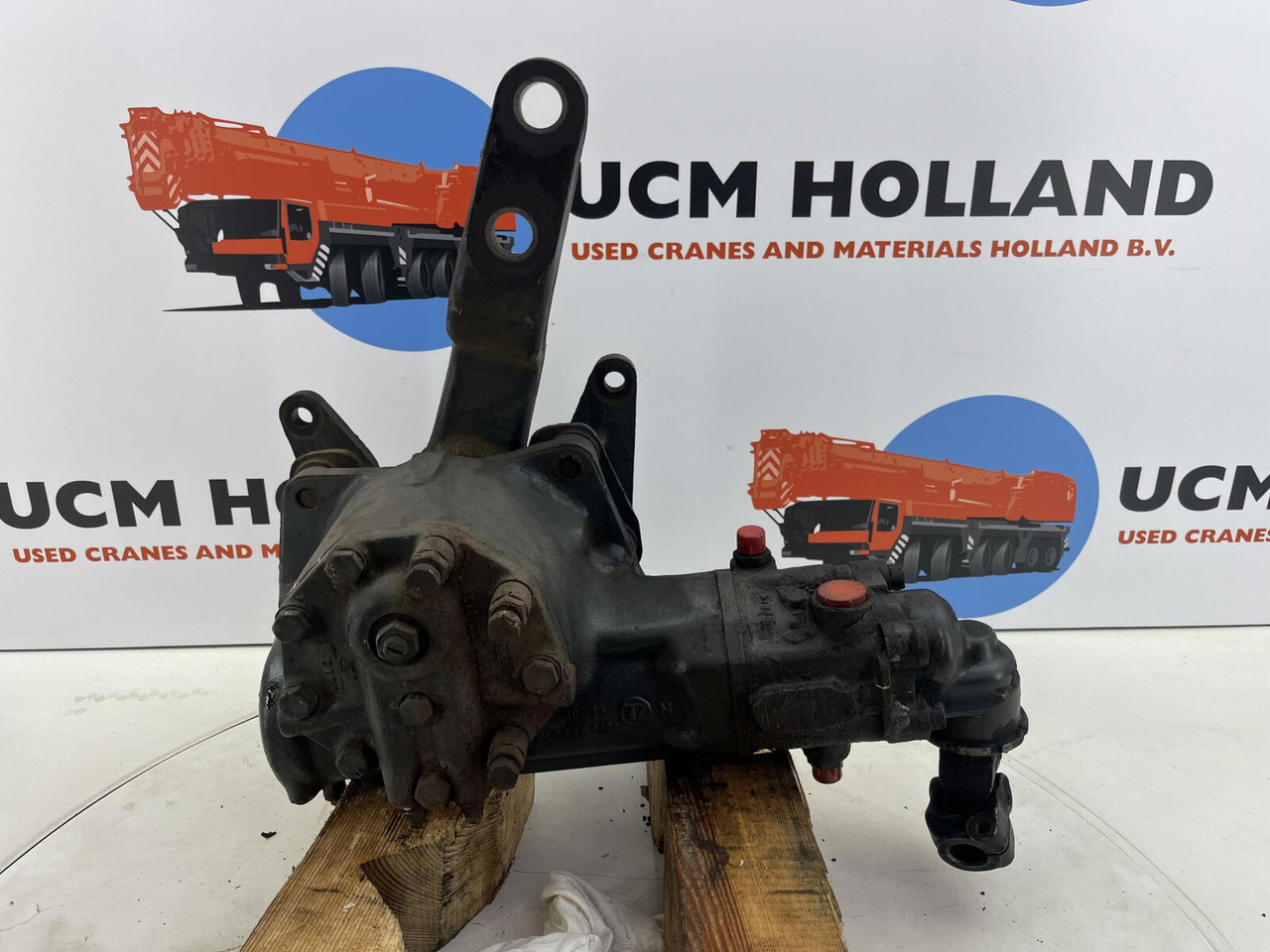 Terex ZF Steering box 135bar - Caixa de direção para Guindaste: foto 5 Terex ZF Steering box 135bar - Caixa de direção para Guindaste: foto 5