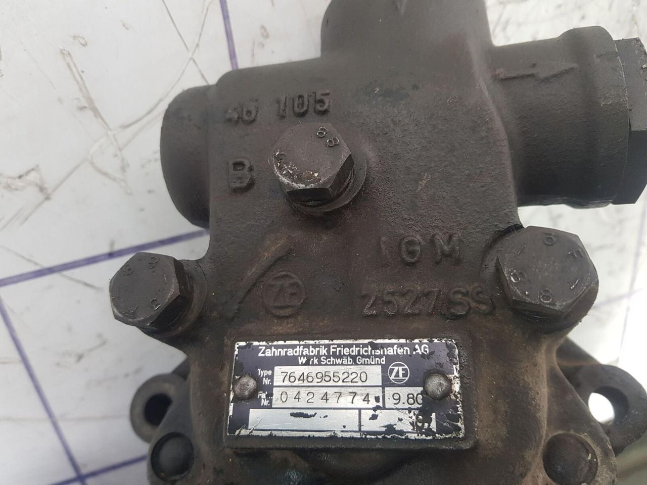 ZF steering pump - Bomba de direção para Guindaste: foto 5 ZF steering pump - Bomba de direção para Guindaste: foto 5