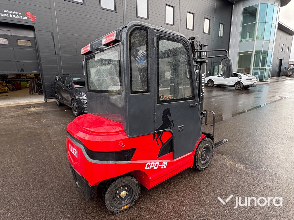 Eltruck – Huateng CPD-20 - Empilhador elétrico: foto 4 Eltruck – Huateng CPD-20 - Empilhador elétrico: foto 4