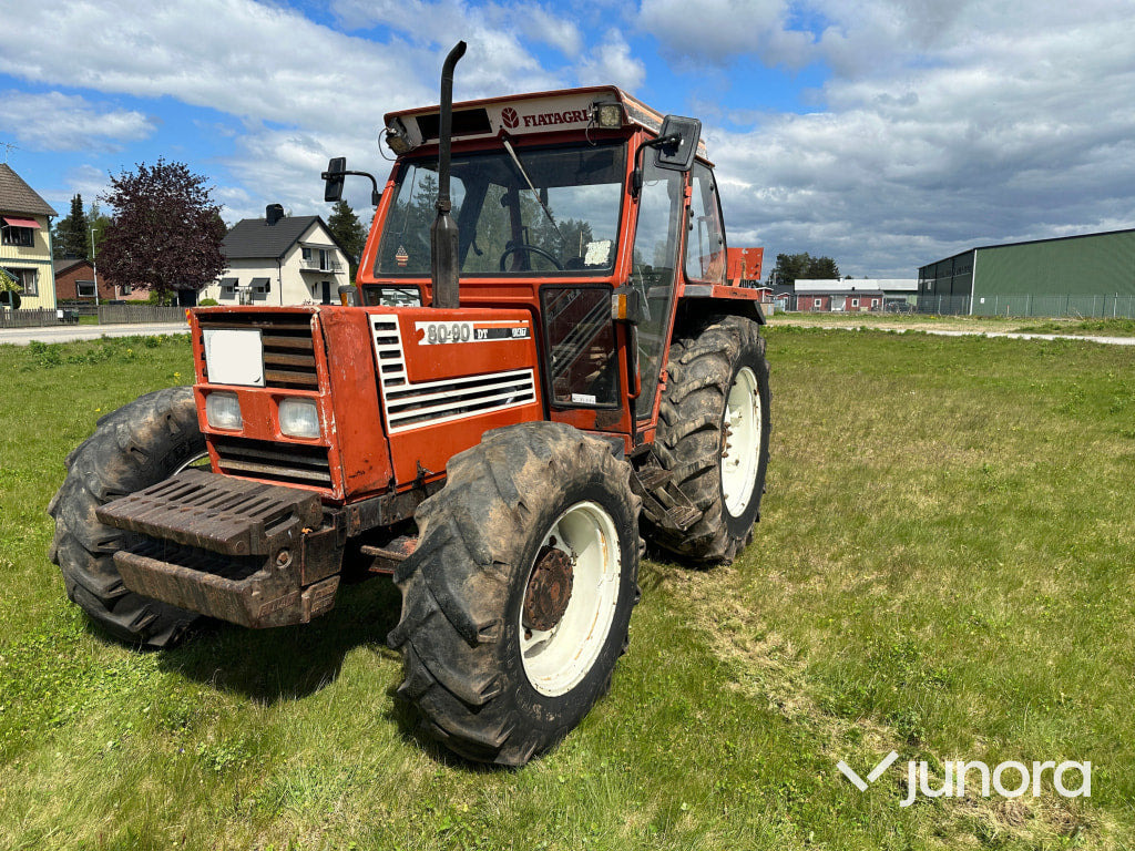 Fiat 80-90 4 wd - Trator: foto 2 Fiat 80-90 4 wd - Trator: foto 2