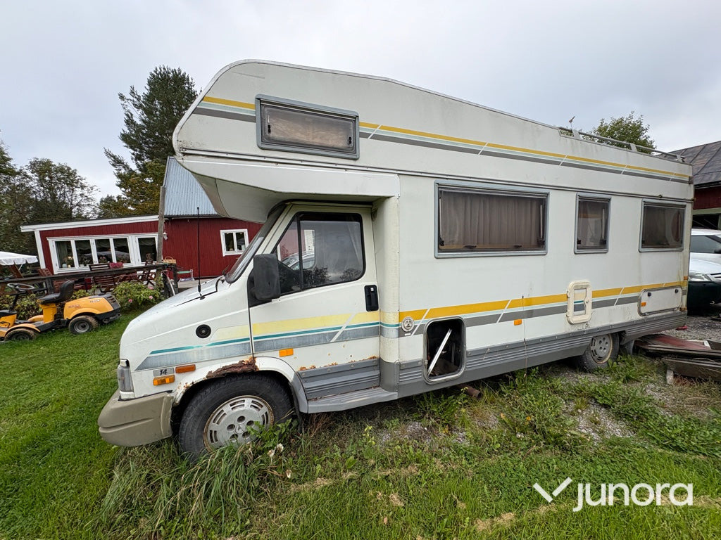 Fiat Ducato Fendt 640 SK Husbil - Autocaravana capucine: foto 5 Fiat Ducato Fendt 640 SK Husbil - Autocaravana capucine: foto 5