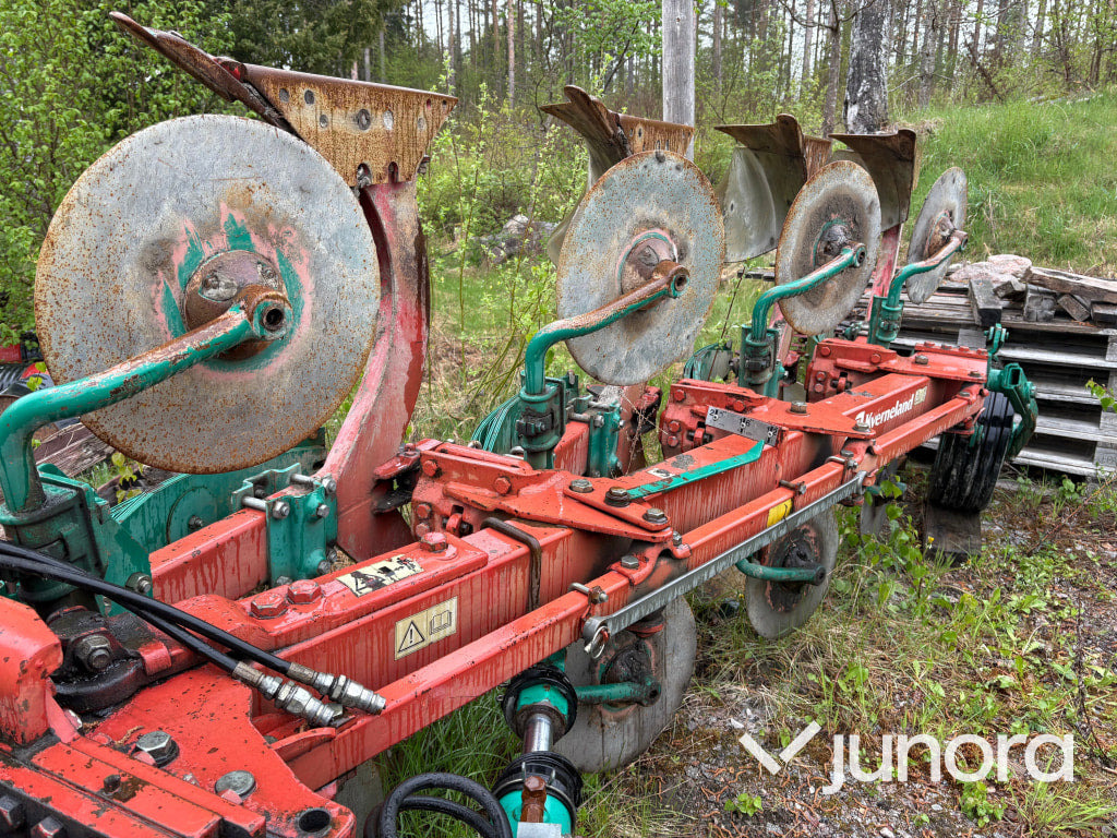 Fyrskärig plog Kverneland ES 80 - Arado: foto 5 Fyrskärig plog Kverneland ES 80 - Arado: foto 5