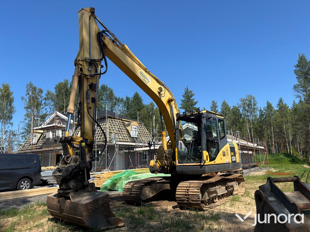 Grävmaskin Komatsu PC130 - Escavadora de rastos: foto 1 Grävmaskin Komatsu PC130 - Escavadora de rastos: foto 1
