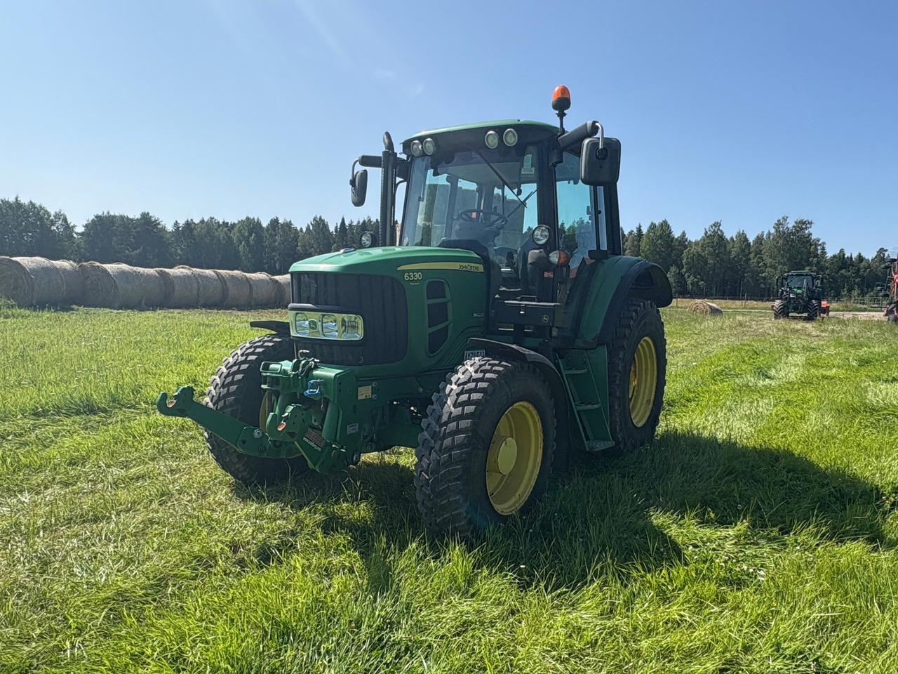 John Deere 6330 - Trator: foto 1 John Deere 6330 - Trator: foto 1