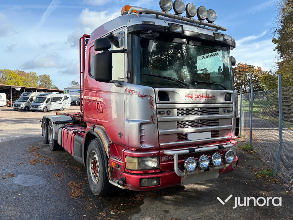 Lastbil - Scania 480 - Máquina de outro: foto 1 Lastbil - Scania 480 - Máquina de outro: foto 1