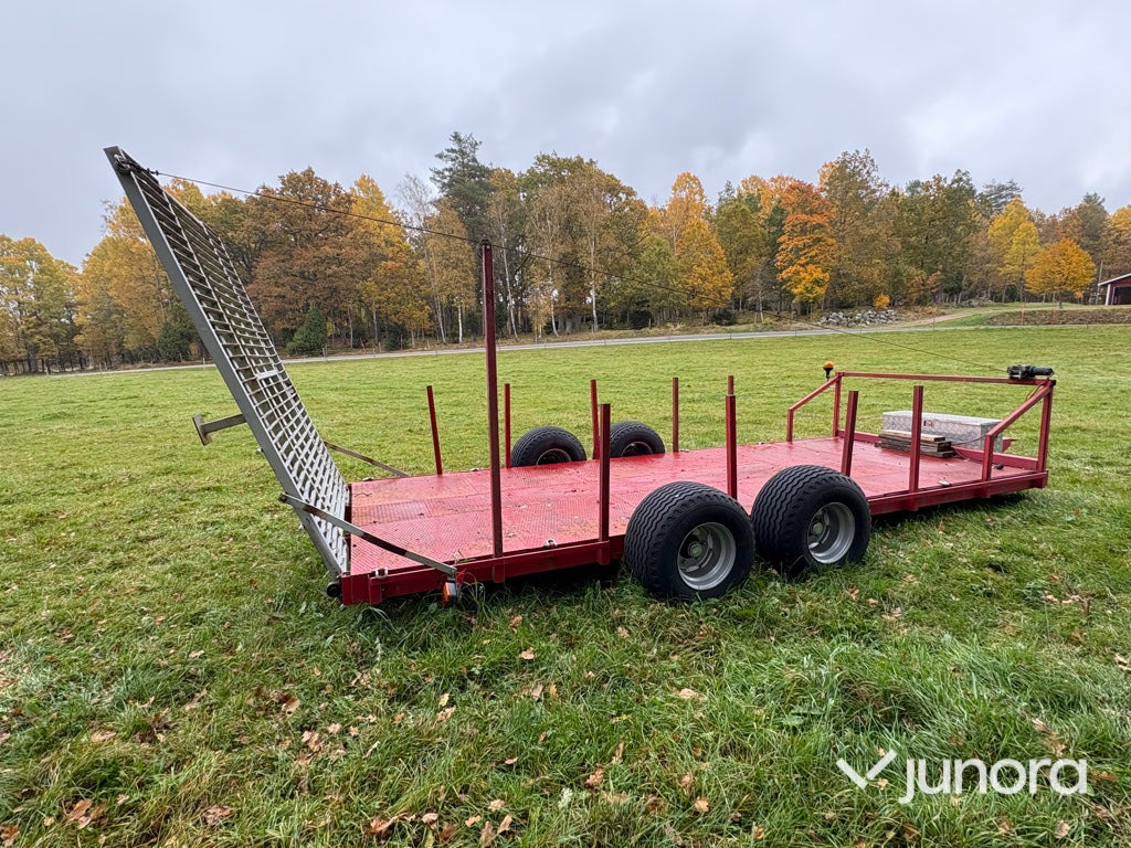 Maskintrailer - med vinsch - Reboque porta máquinas: foto 5 Maskintrailer - med vinsch - Reboque porta máquinas: foto 5