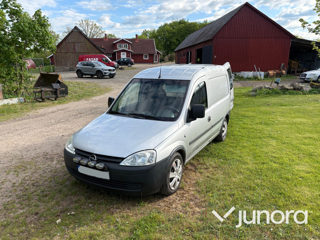 Opel Combo Skåp 1.3 Cdti - Furgão compacto: foto 1 Opel Combo Skåp 1.3 Cdti - Furgão compacto: foto 1