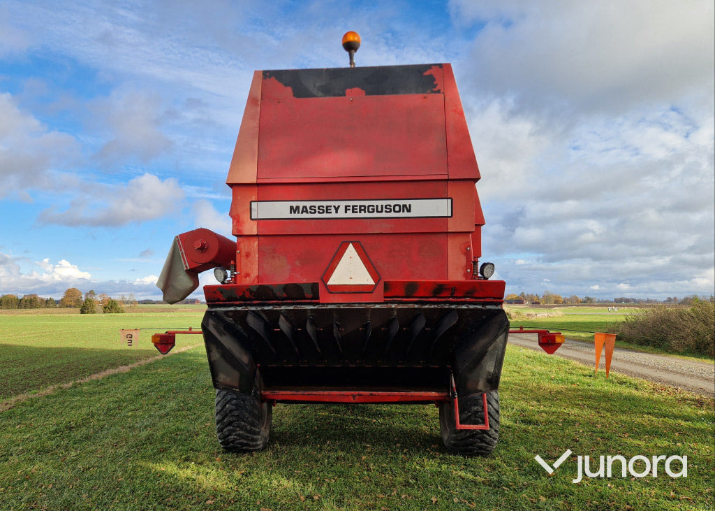 Skördetröska - Massey Ferguson, 36 - Ceifeira debulhadora: foto 4 Skördetröska - Massey Ferguson, 36 - Ceifeira debulhadora: foto 4
