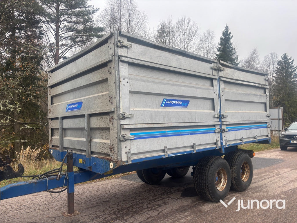 Spannmålsvagn - Husqvarna Vagn - Reboque basculante agrícola: foto 1 Spannmålsvagn - Husqvarna Vagn - Reboque basculante agrícola: foto 1