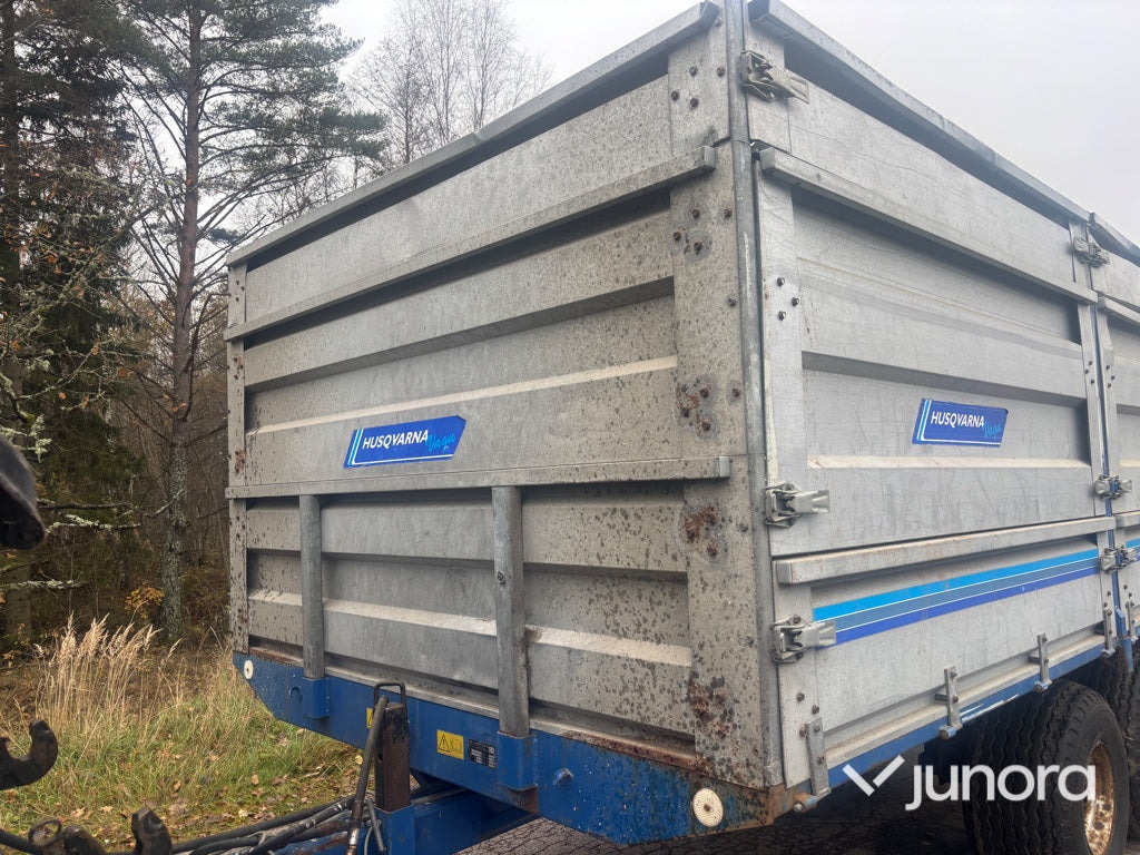 Spannmålsvagn - Husqvarna Vagn - Reboque basculante agrícola: foto 2 Spannmålsvagn - Husqvarna Vagn - Reboque basculante agrícola: foto 2