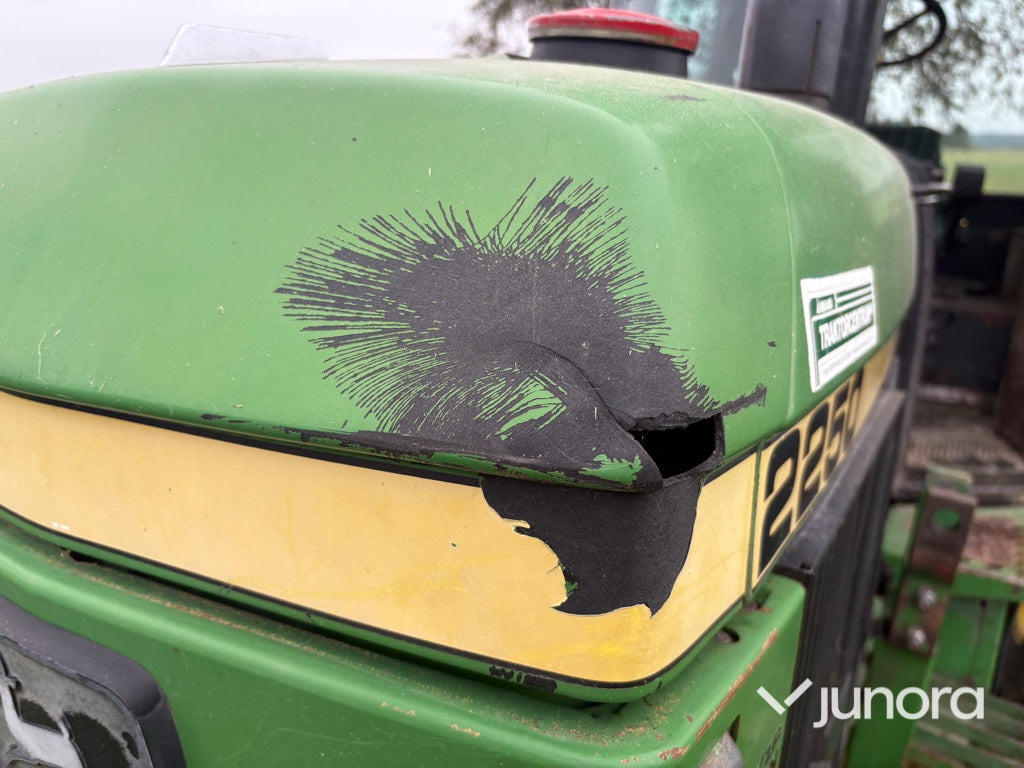 Trator Traktor John Deere 2250: foto 10