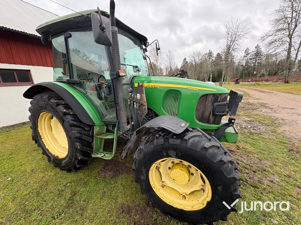 Trator Traktor - John Deere 5820: foto 8