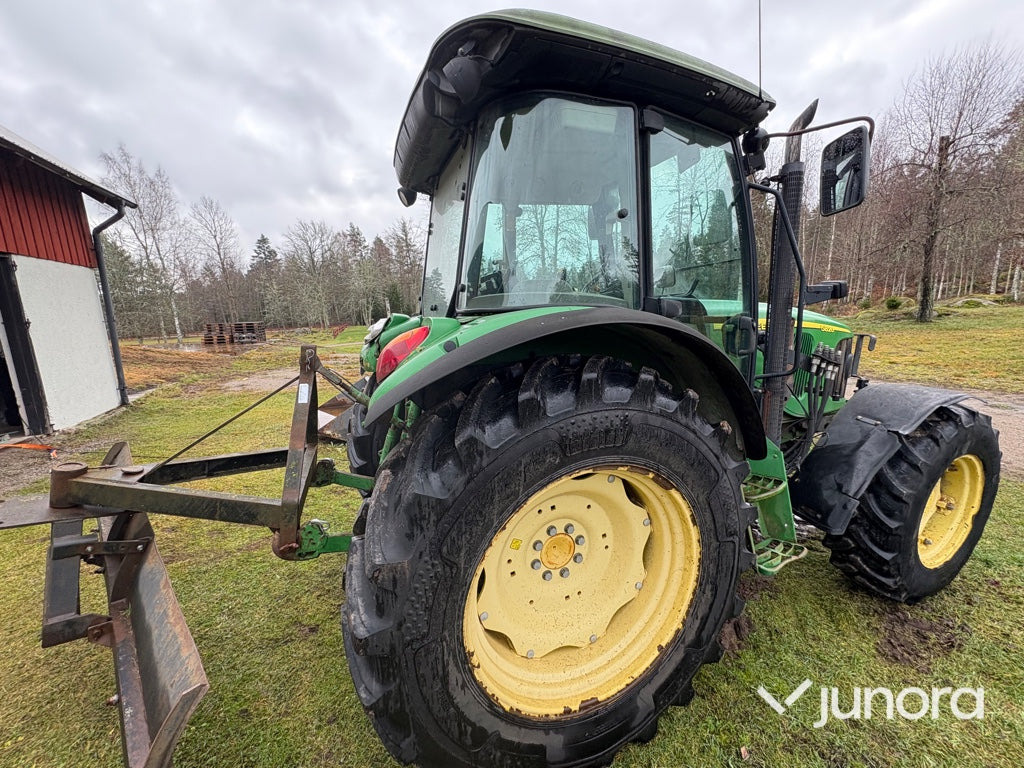 Trator Traktor - John Deere 5820: foto 6