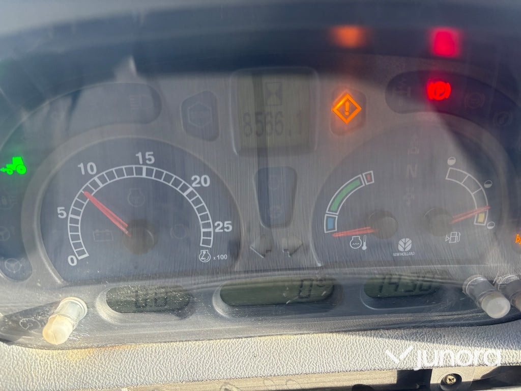 Trator Traktor - New Holland, T7040: foto 17