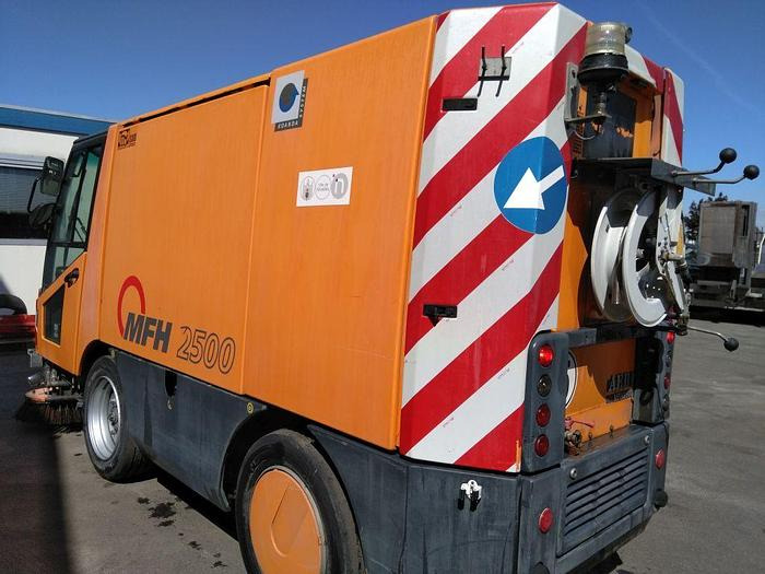 Aebi MFH2500 - Varredora urbana: foto 4 Aebi MFH2500 - Varredora urbana: foto 4