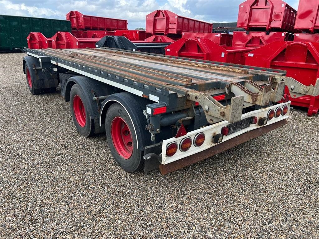 CMT PT12-20 - 6,5 mtr - 7,0 mtr container - Reboque ampliroll/ Multibenne: foto 1 CMT PT12-20 - 6,5 mtr - 7,0 mtr container - Reboque ampliroll/ Multibenne: foto 1
