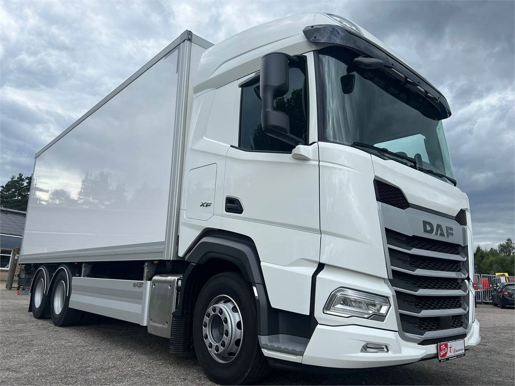 DAF XF480 FAS 6x2 - Camião furgão: foto 4 DAF XF480 FAS 6x2 - Camião furgão: foto 4