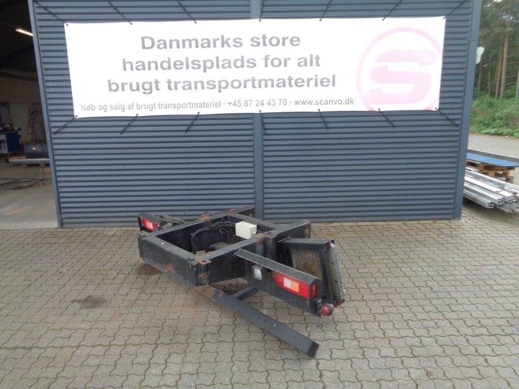 HMF 14,2 T-M Kran konsol med træktravers - Equipamento: foto 1 HMF 14,2 T-M Kran konsol med træktravers - Equipamento: foto 1
