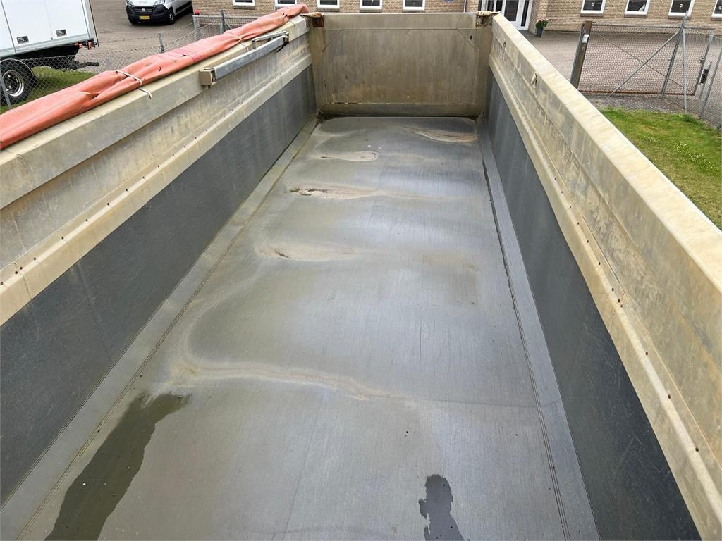 HK Tipper S38B 25m3 alu kasse m-plastindlæg - Semi-reboque basculante: foto 4 HK Tipper S38B 25m3 alu kasse m-plastindlæg - Semi-reboque basculante: foto 4