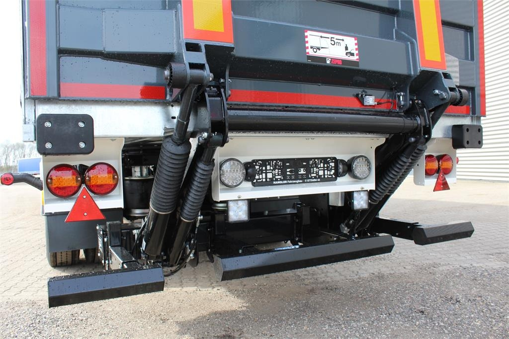 Semi-reboque de lona Hangler 12,5 mtr 2 akslet city lift - 30 pallers: foto 6 Semi-reboque de lona Hangler 12,5 mtr 2 akslet city lift - 30 pallers: foto 6