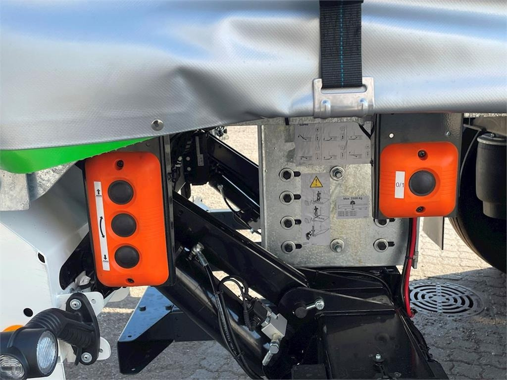 Semi-reboque de lona Hangler City RoadRunner 27-pallers - enkelt monteret: foto 10 Semi-reboque de lona Hangler City RoadRunner 27-pallers - enkelt monteret: foto 10