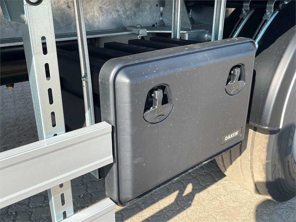 Semi-reboque de lona Hangler City RoadRunner 27-pallers - enkelt monteret: foto 9 Semi-reboque de lona Hangler City RoadRunner 27-pallers - enkelt monteret: foto 9