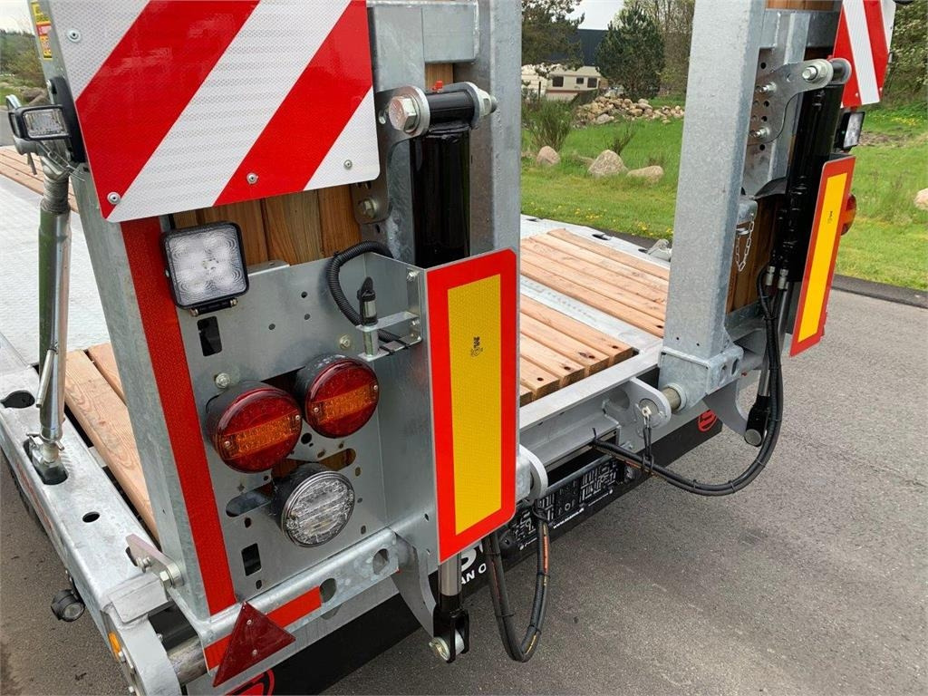 Hangler TPS-H 280 Jumbo-Z 3 akslet - Reboque baixa: foto 5 Hangler TPS-H 280 Jumbo-Z 3 akslet - Reboque baixa: foto 5