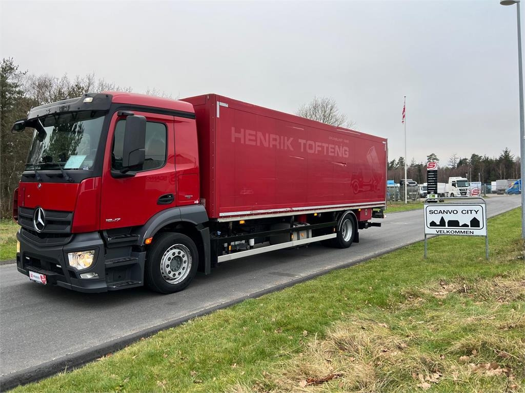 Mercedes-Benz Antos 1827 LnR  - Camião furgão: foto 1 Mercedes-Benz Antos 1827 LnR  - Camião furgão: foto 1