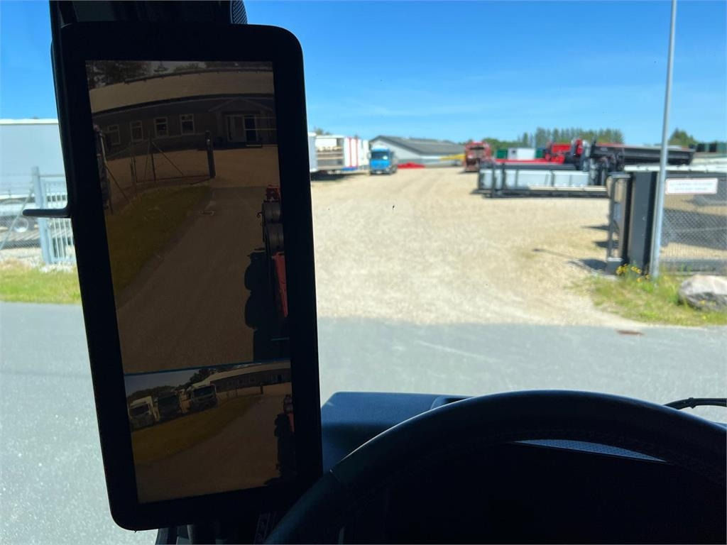 Mercedes-Benz Antos 2545 - HMF 1520K-RCkran - Camião multibenne: foto 5 Mercedes-Benz Antos 2545 - HMF 1520K-RCkran - Camião multibenne: foto 5