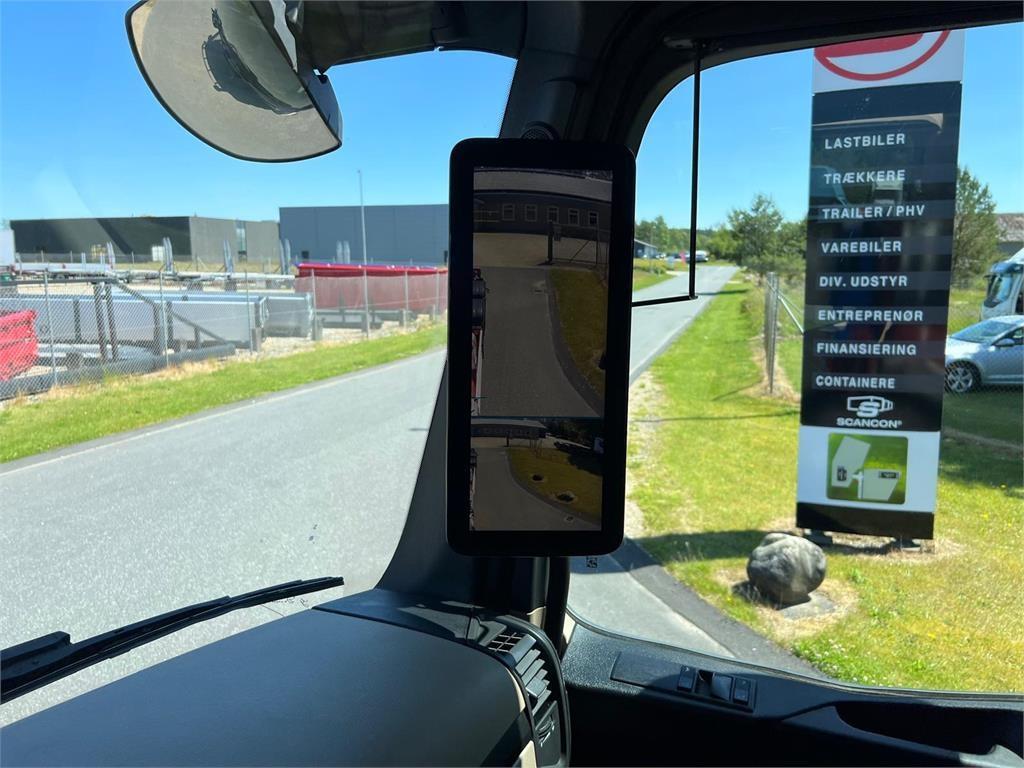 Mercedes-Benz Antos 2545 - HMF 1520K-RCkran - Camião multibenne: foto 4 Mercedes-Benz Antos 2545 - HMF 1520K-RCkran - Camião multibenne: foto 4